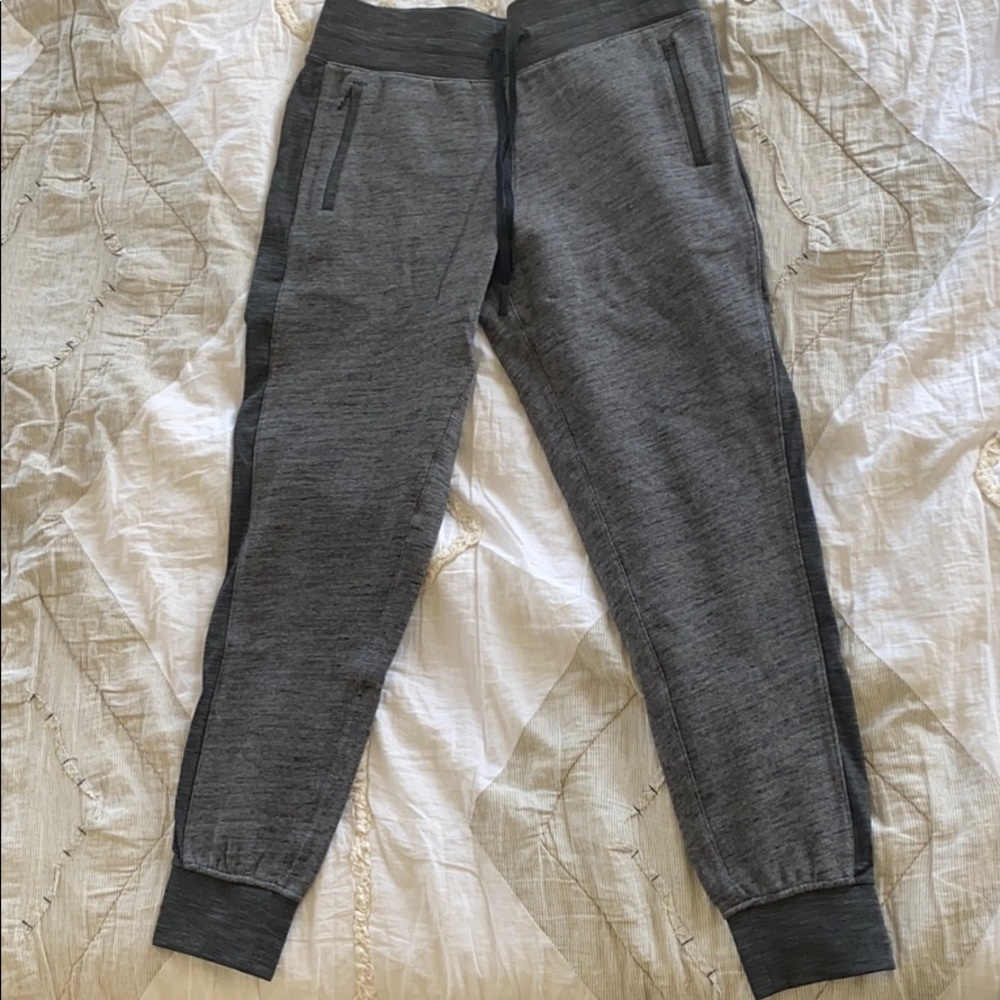 Lululemon size 8 Get Going Joggers